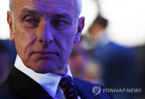 [디트로이트모터쇼] 폭스바겐 "3.0 투아렉 디젤 엔진까지 보상확대"