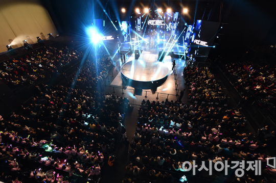 [포토]패션크라우드챌린지 2016 '관중 압도하는 오프닝'(FCC2016)