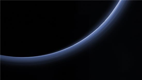 [스페이스]명왕성의 푸른 대기층