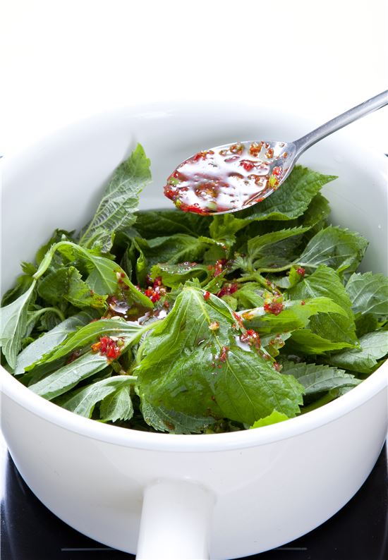 「오늘의 레시피」깻잎순조림