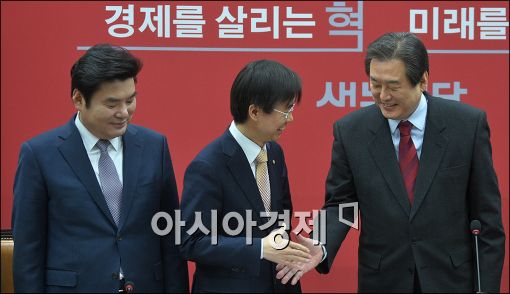 [포토]악수하는 김무성·조경태