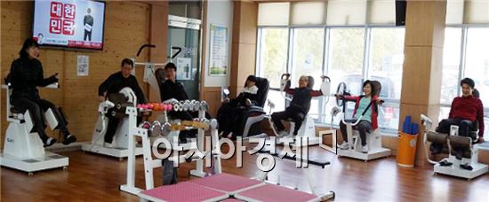 장흥군 건강증진센터 원스톱 건강서비스 ‘인기’