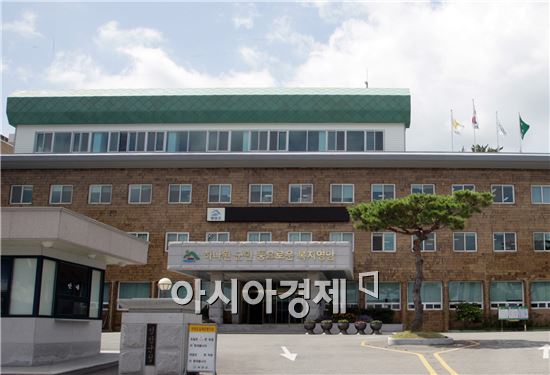 영암군, 주민등록 신규발급 “학교로 찾아간다”고 전해라~