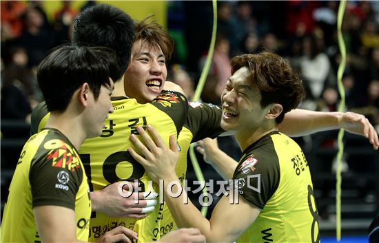 [포토]박원빈, '경기 내가 끝냈어!'