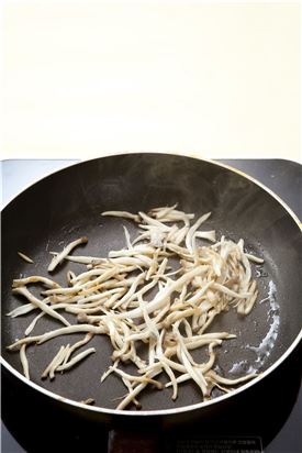 「오늘의 레시피」버섯비빔밥