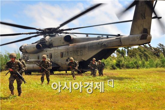 7개국 해군과 해병대는 다음 달 10∼19일 태국만 일대에서 함정전술기동, 탐색구조, 상륙돌격, 비전투원 후송 등 야외 기동훈련을 할 계획이다.