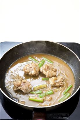 「오늘의 레시피」닭고기 된장덮밥