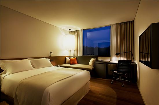 설 명절, 특급호텔서 보내는 'D턴족' 증가