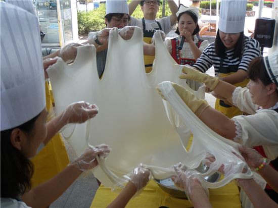 풀무원 이씨엠디, 오수휴게소 ‘설맞이 이벤트’ 진행