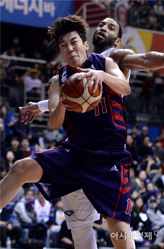 [포토]허일영, '내꺼야'