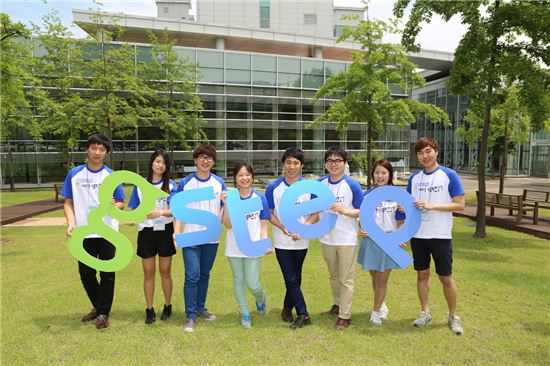 경기과기원이 올해 경기도 과학정책 등을 도민들에게 전달하는 역할을 할 대학생 서포터즈 20여명을 뽑는다.