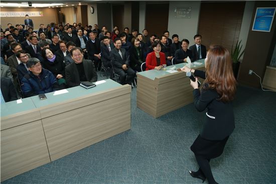 서초구 공무원들 친절한 이유 있었네~~~