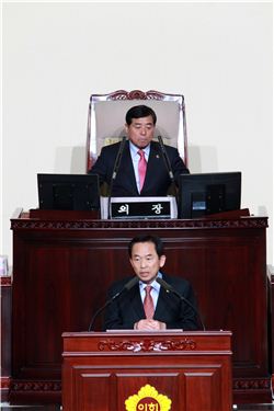 경기도의회 안전행정위원장에 윤영창 의원 