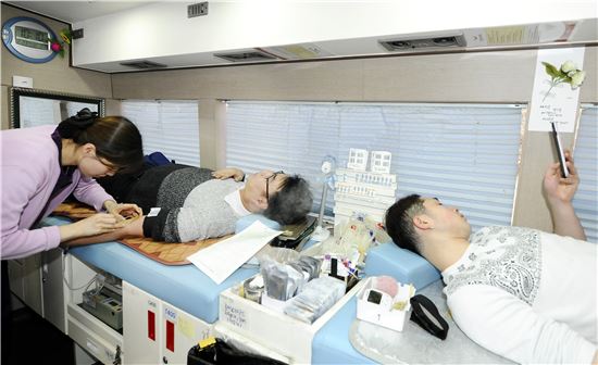 [포토]광진구 직원들 사랑의 헌혈 