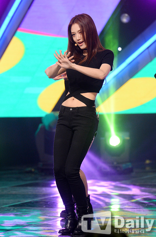 [포토] 레인보우 재경, 군살없이 늘씬한 몸매