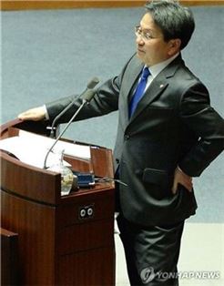 필리버스터 9번째 주자 강기정 더불어민주당 의원.(사진= 연합뉴스)