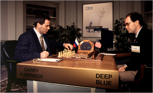 1996년, 당시 세계 체스 챔피언 카스파로프와 슈퍼컴퓨터 딥블루의 체스대결