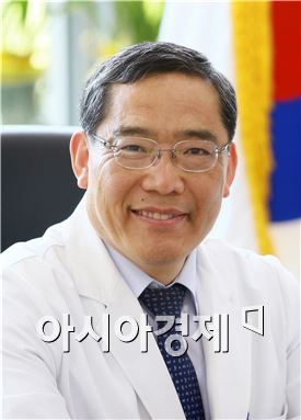 윤택림 전남대병원장, FISU의무위원 재선임