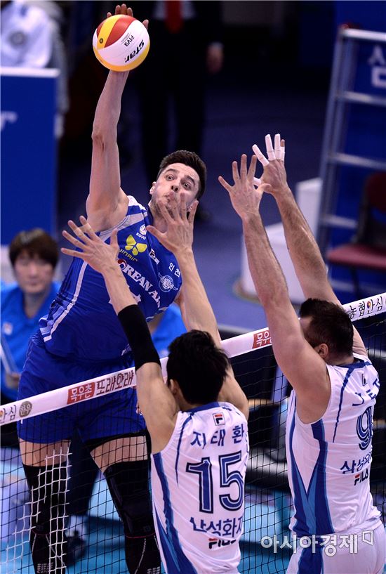 [포토]모로즈, '고공 강타'