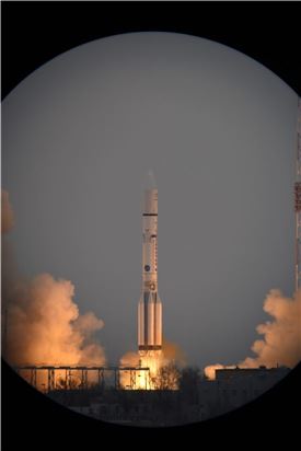 ▲궤도선과 착륙선을 실은 '엑소마스 2016' 탐사선이 카자흐스탄에서 14일 성공적으로 발사됐다.[사진제공=ESA]