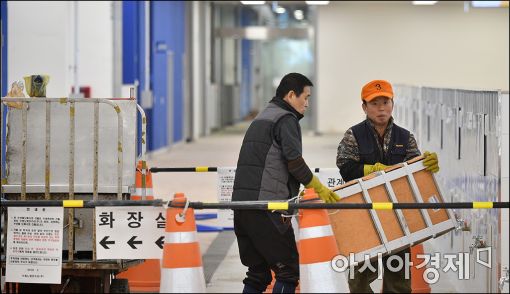 [포토]노량진 현대화 수산시장, 입주 시작