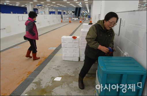 [포토]노량진수산시장 현대화 건물, 입주 시작