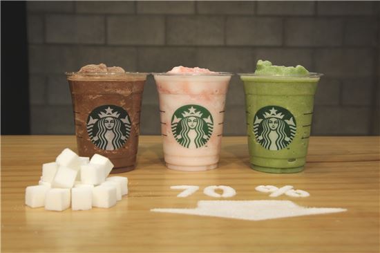 스타벅스식 '다이어트' 제안…"우유 대신 두유, 휘핑크림은 빼주세요"