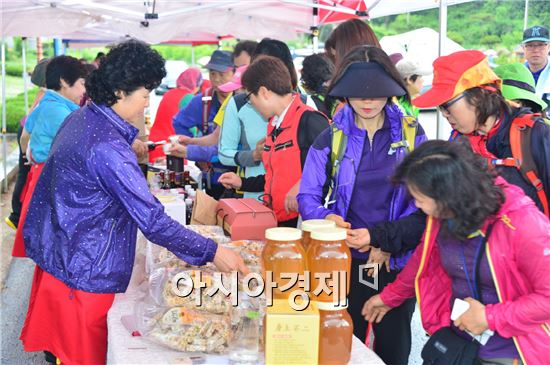 값싸고 질좋은 순창 농특산물 고속도로 휴게소에서 사세요