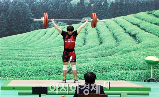 보성다향체육관에서 2016 전국춘계역도선수권대회 개최