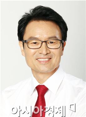 정진욱, “일자리 해법은 개발 사업이 아니라 인재양성에 있다”