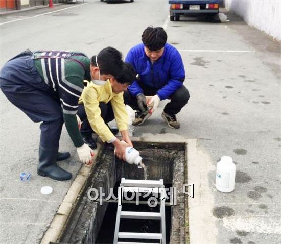 완도군, 지카바이러스 감염증 예방위해 방역작업 강화