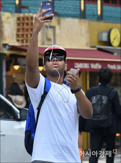 [포토]'한국의 봄은 더워'