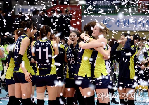 [포토]현대건설, '감격의 챔프전 우승'