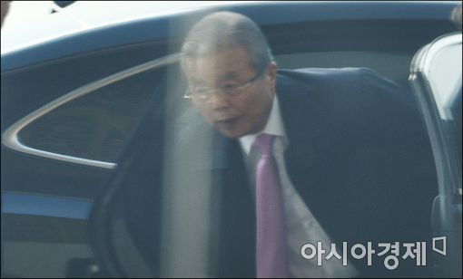 [포토]김종인 대표, 비공개 비대위 참석
