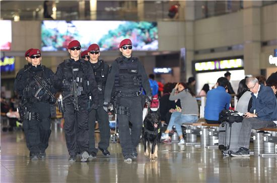 인천공항, 브뤼셀 테러에 긴급 회의소집…보안 강화 