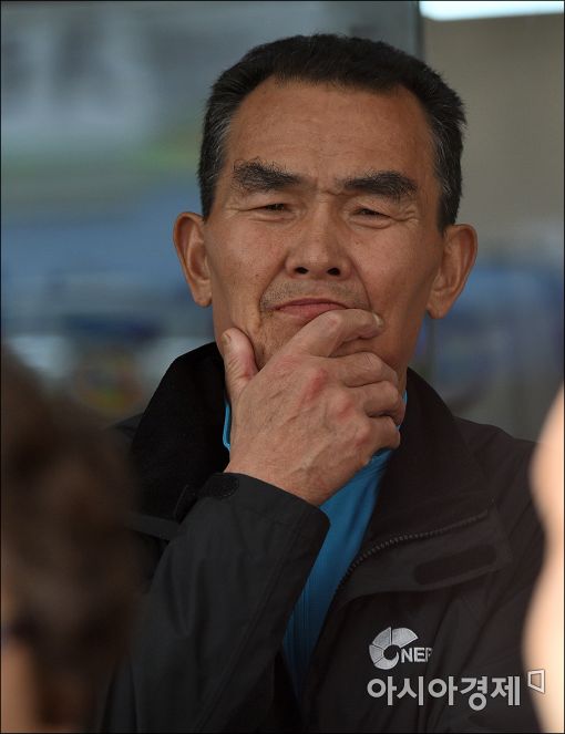 [포토]유세현장 지켜보는 유권자들