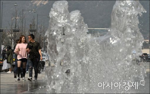 이번주 일요일 광화문삼거리~세종대로사거리 '보행천국'