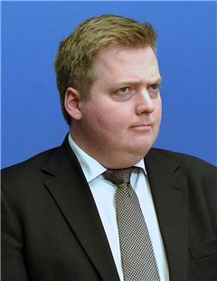 시그문두르 군라우그손 아이슬란드 총리
