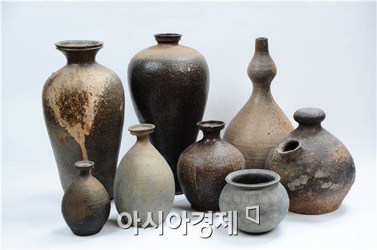 자연을 닮은 옛 그릇‘김대환 기증유물전’개최