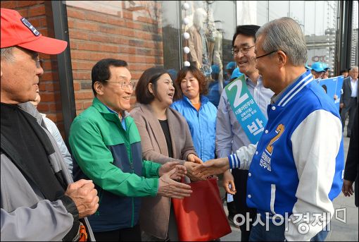 [포토]강북을 지원유세 나선 김종인 선대위원장
