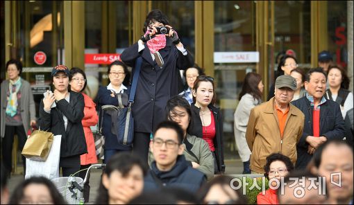 [포토]'사전투표 D-1, 누굴 찍을까?'