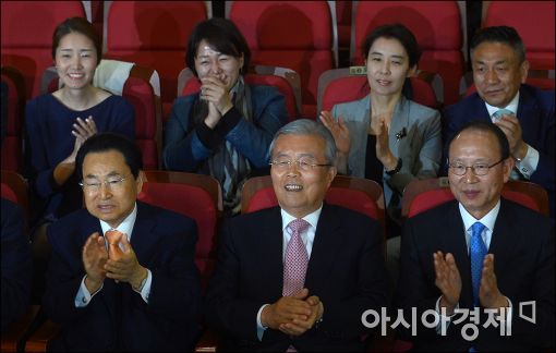 [포토]활짝 웃는 김종인 선대위원장