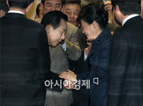 이인제 후보와 박근혜 대통령, 사진 = 아시아경제 DB
