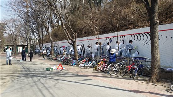 봉은초등학교 벽화 그리기