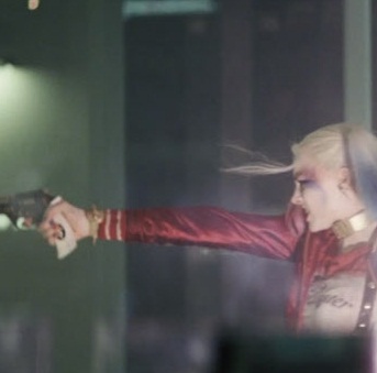 '수어사이드 스쿼드' 마고 로비, SNS 셀프 홍보…강력한 할리퀸의 등장