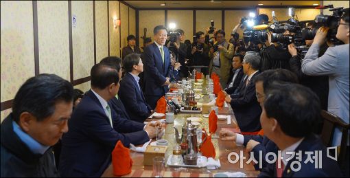 [포토]국민의당, 19대 의원오찬 간담회