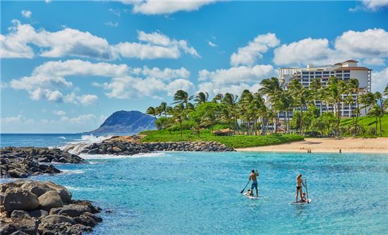 포시즌스 리조트, 오아후 앳 코올리나 개관