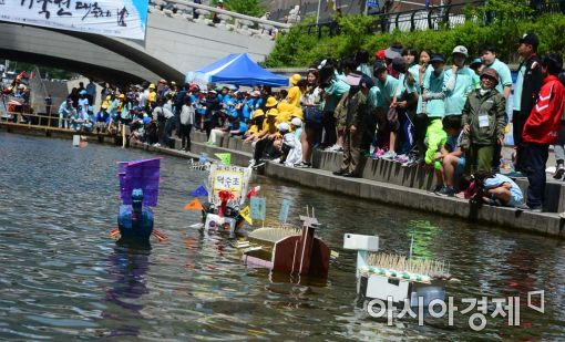 [포토]달려라! 내 거북선! 