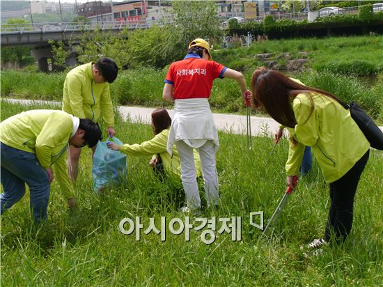 조선이공대, 광주천변 환경정화 학생사회봉사활동 펼쳐