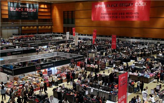 5월6일 임시공휴일 되나?…백화점, 벌써 손님 맞을 준비 